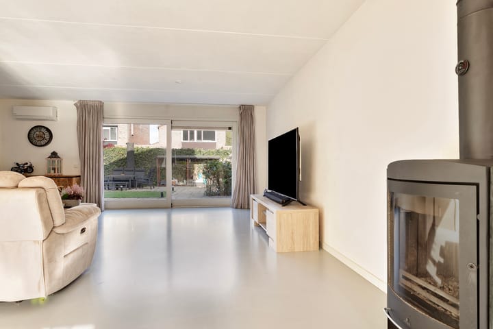 Foto 16 van Vrijdagstraat 24