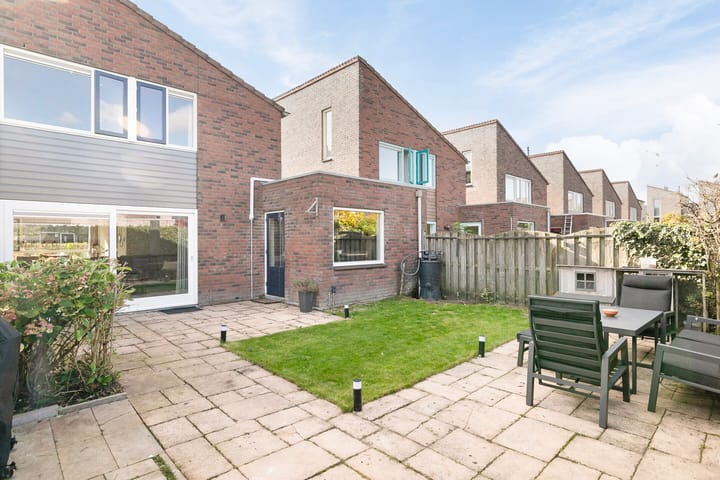 Foto 32 van Vrijdagstraat 24