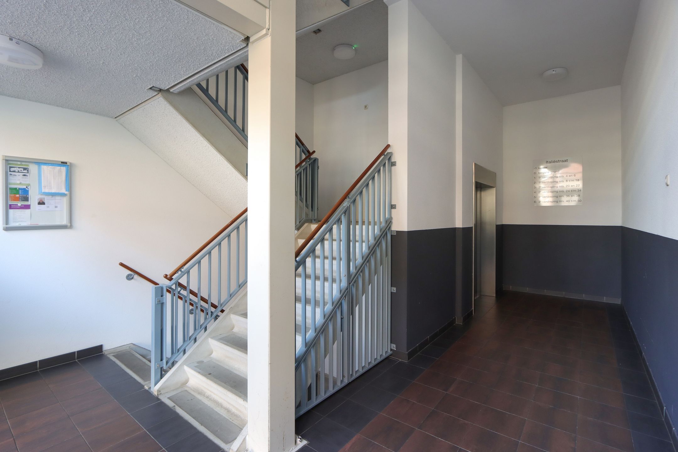 Photo 3 of Italiëstraat 34