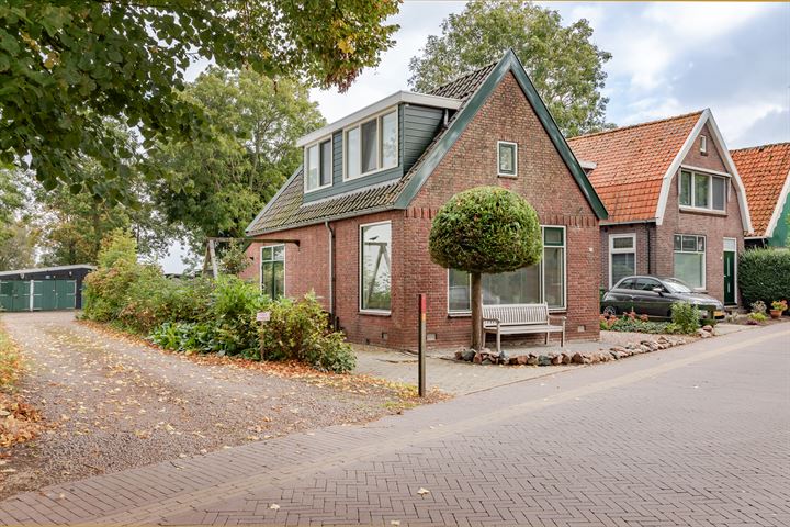 Bekijk foto 3 van Dorpsstraat 15