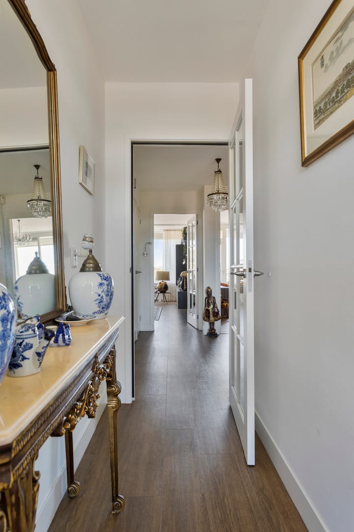 Foto 4 van Loosduinse Hoofdplein 247