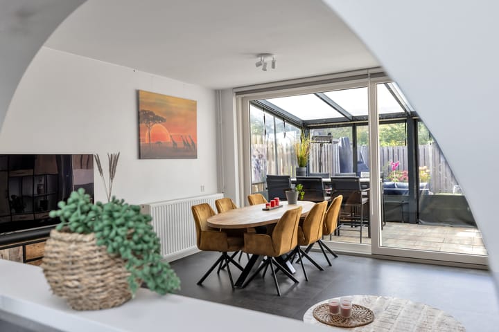 Foto 5 van Kruiszwin 3338