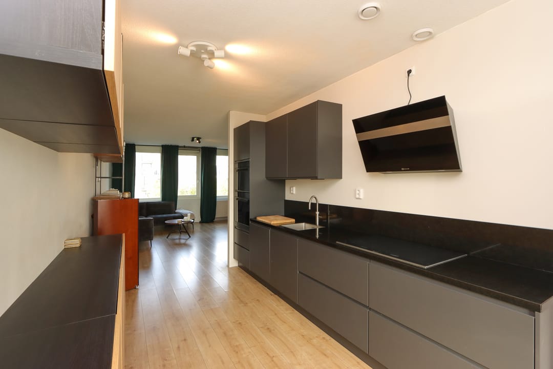 Photo 13 of Italiëstraat 34