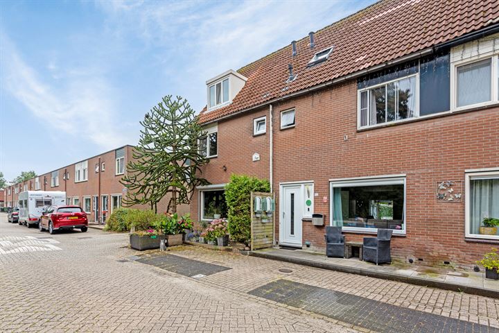 View photo 7 of Roedestraat 105