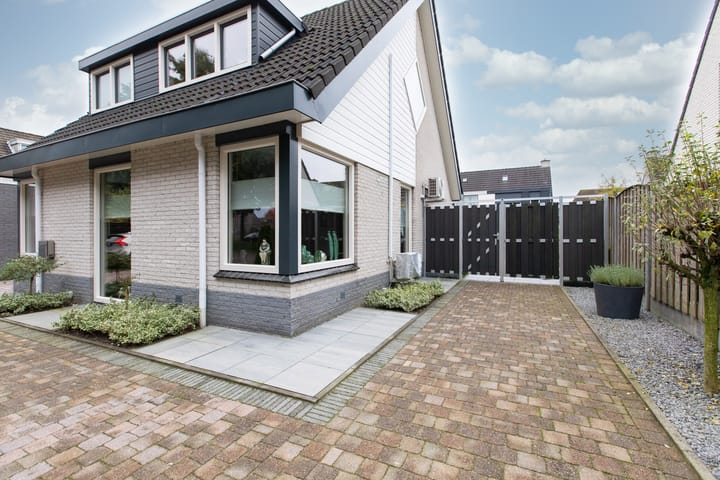 Photo 6 of Commandeurlant 32