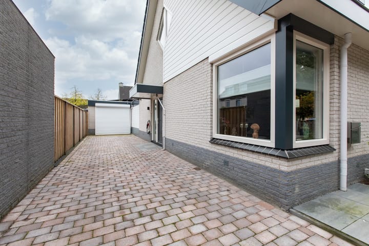 Photo 7 of Commandeurlant 32