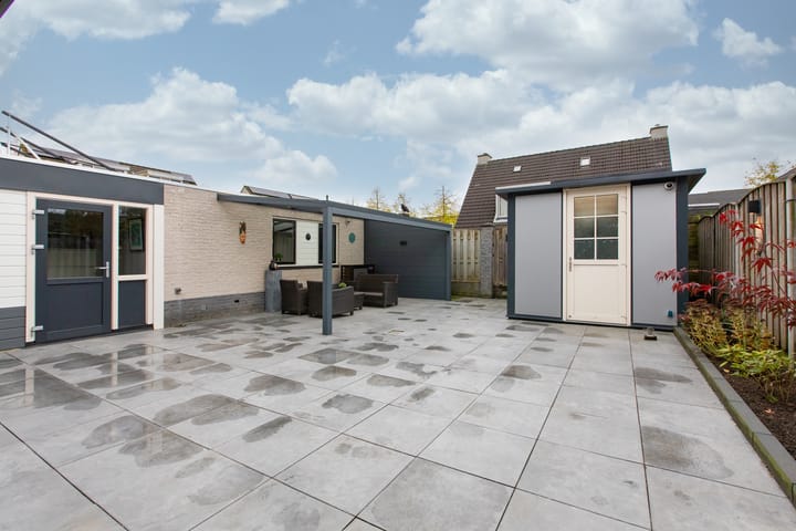 Photo 57 of Commandeurlant 32