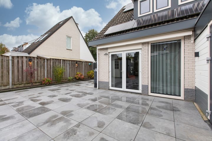 Photo 61 of Commandeurlant 32