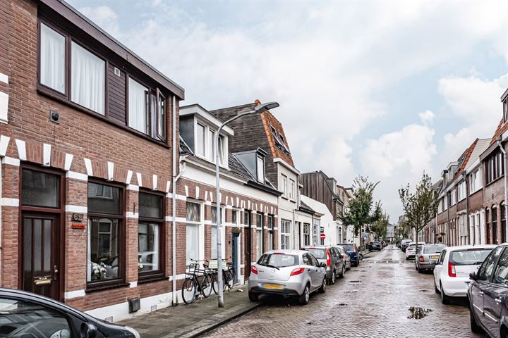 Bekijk foto 3 van Generaal Joubertstraat 62