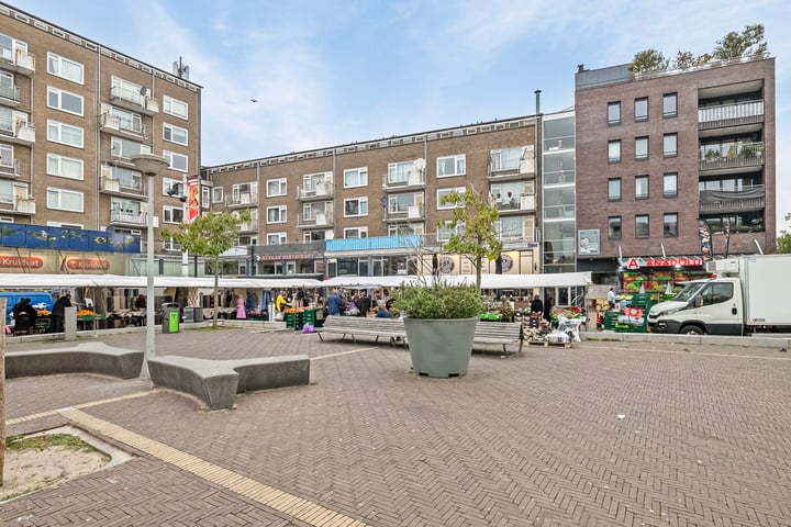 Bekijk foto 40 van Burgemeester Röellstraat 572