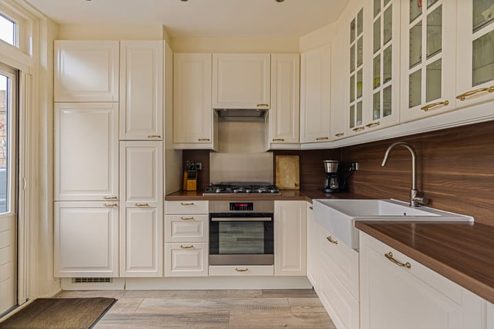 Photo 3 of Justus van Effenstraat 64