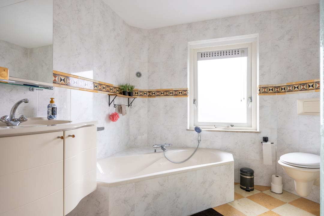 Foto 26 van Weegbree 13