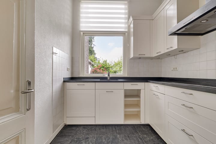 Photo 8 of Deventerstraat 32