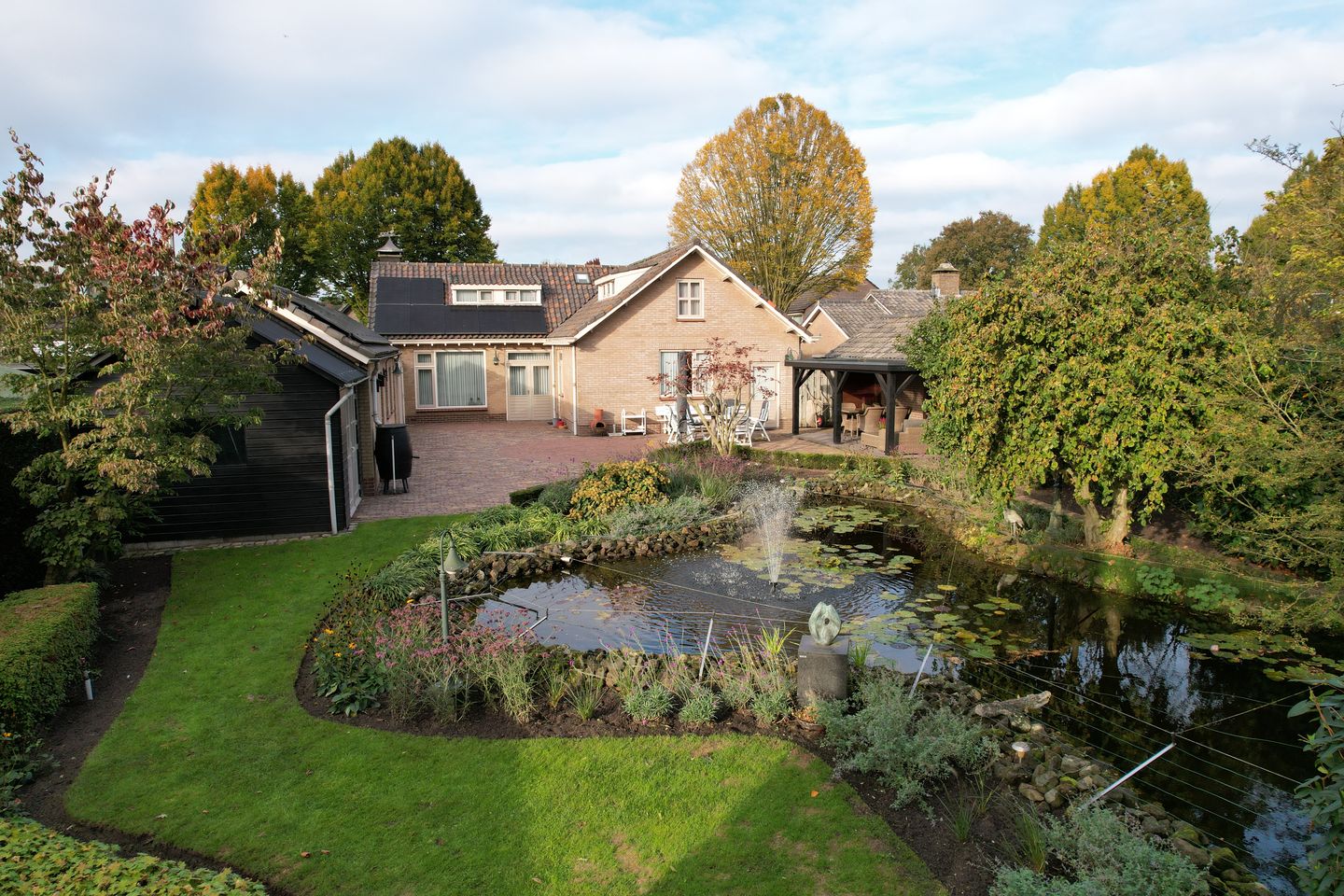 Foto 1 van Burgemeester Wientjensstraat 20