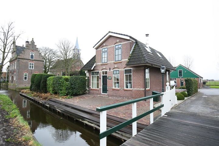 View photo of Dorpsstraat 42