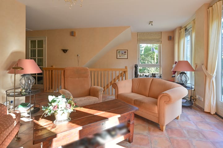 Foto 8 van Van Hogendorplaan 46