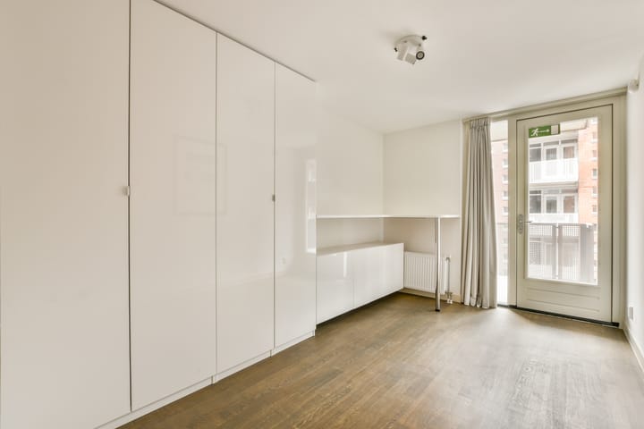 Foto 23 van Valkenburgerstraat 198-E