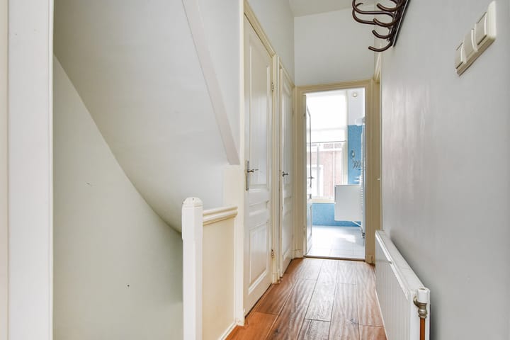 Foto 3 van Jacob van der Doesstraat 21