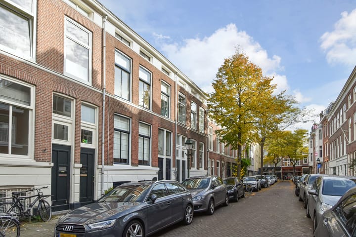 Foto 20 van Jacob van der Doesstraat 21