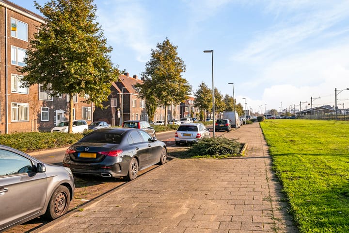 Photo 37 of Parallelweg 94-D