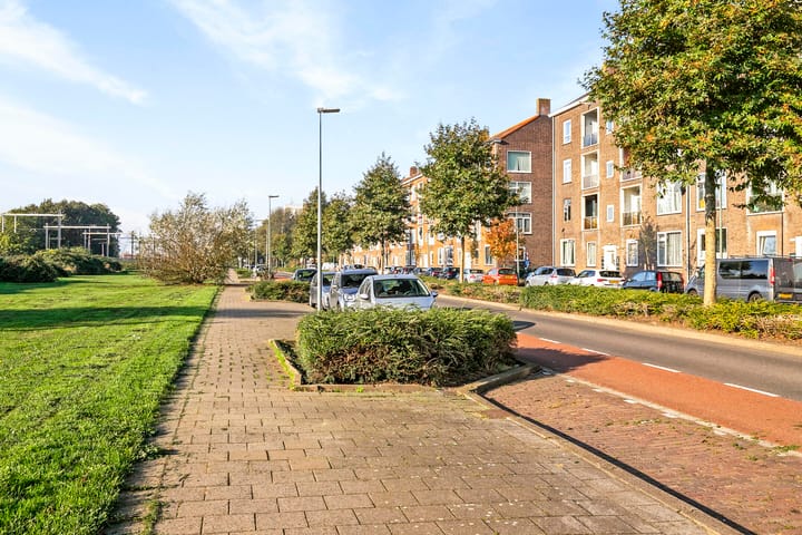 Photo 38 of Parallelweg 94-D