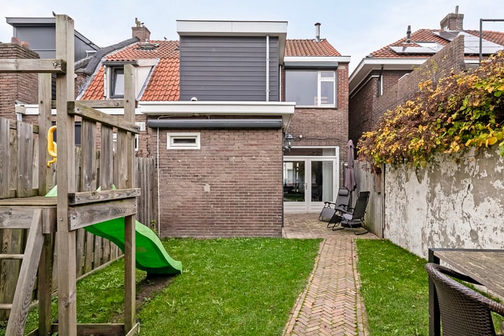 View photo 32 of Tongelresestraat 408