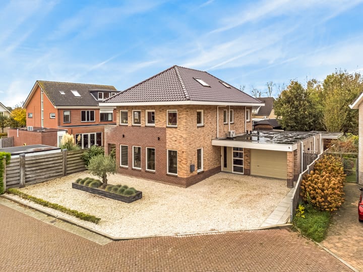 Photo 2 of Kooiker 1