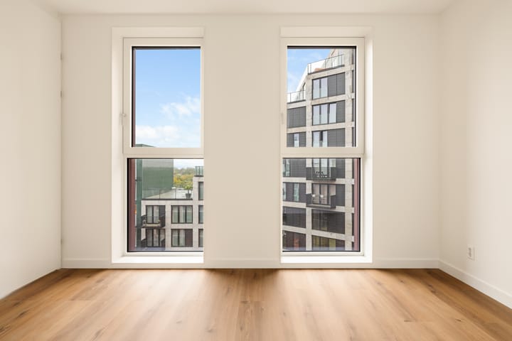 Foto 12 van Mies van der Rohestraat 111