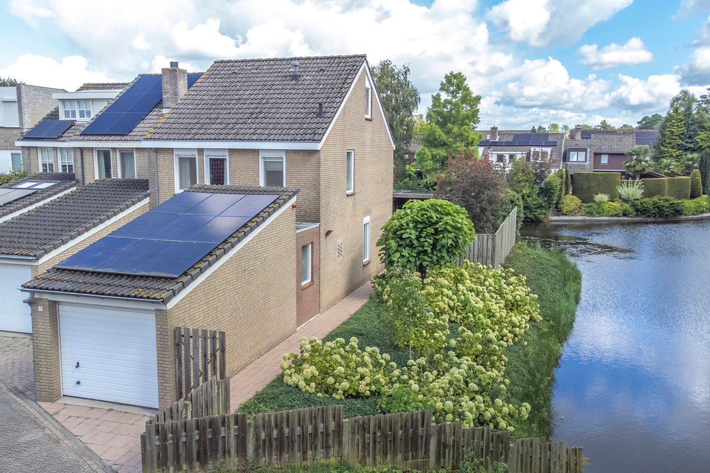 Foto 1 van Bruggenrijt 1