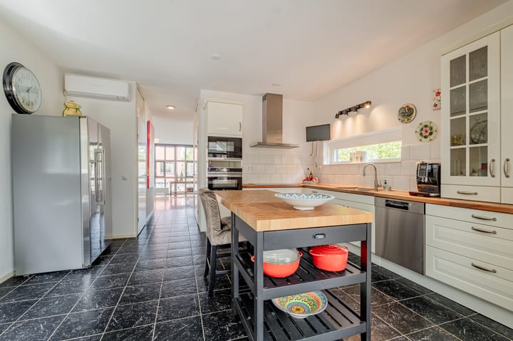 Foto 7 van Moerbeistraat 8