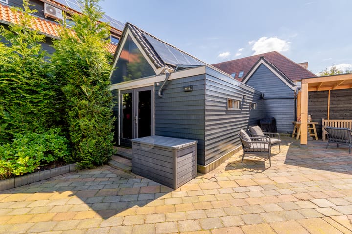 Foto 17 van Moerbeistraat 8