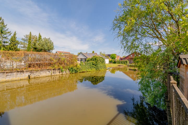 Foto 20 van Moerbeistraat 8