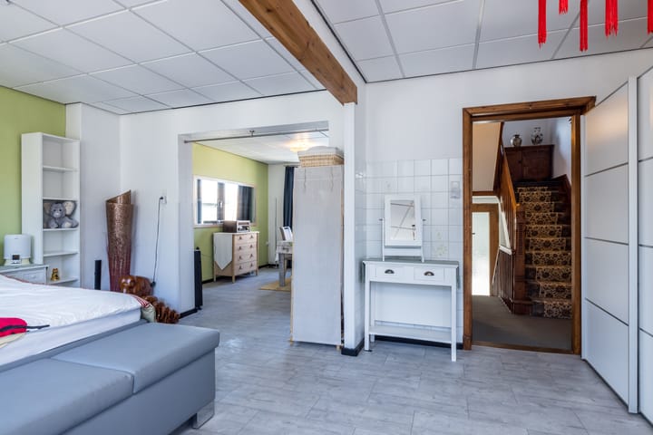 Foto 24 van Schiffelderstraat 11