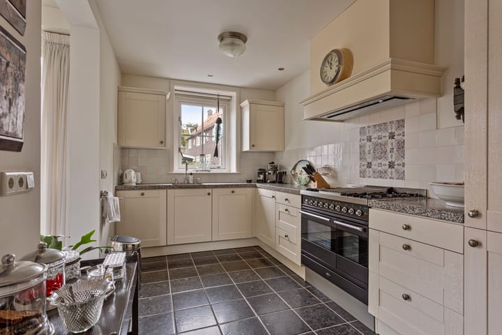 Foto 12 van Rechtestraat 55