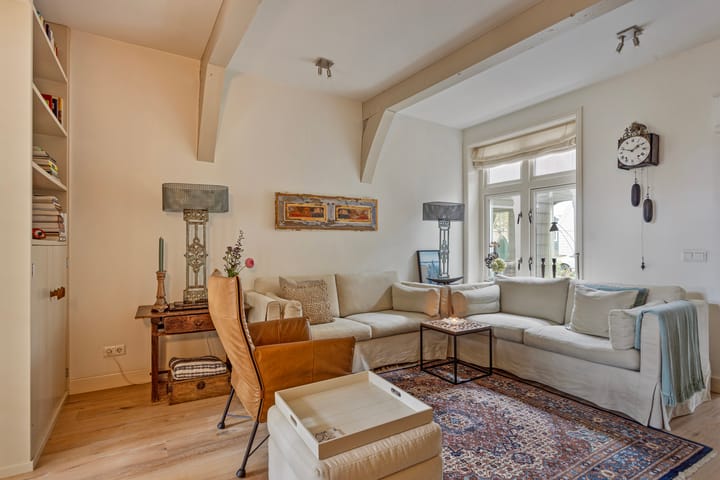 Foto 16 van Rechtestraat 55