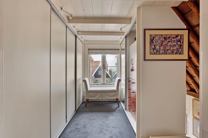 Foto 24 van Rechtestraat 55