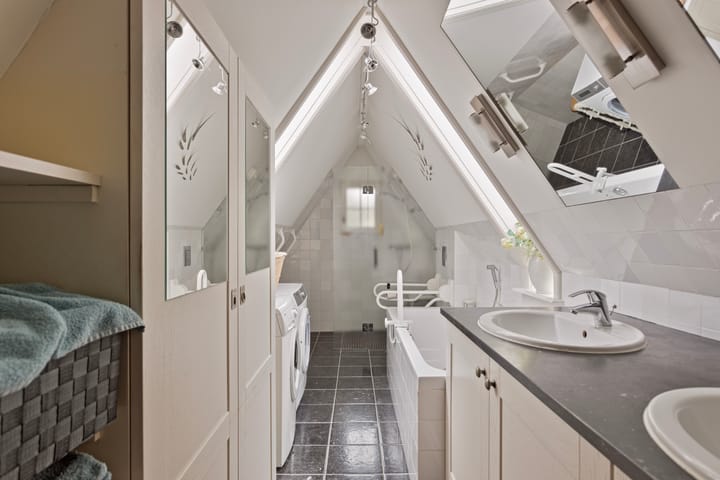 Foto 32 van Rechtestraat 55