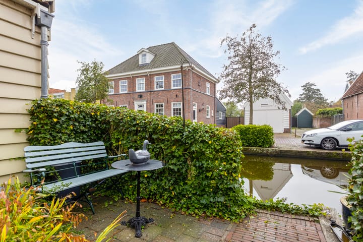 Foto 43 van Rechtestraat 55