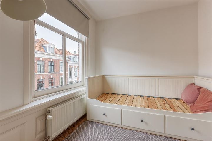 Bekijk foto 32 van Riouwstraat 48