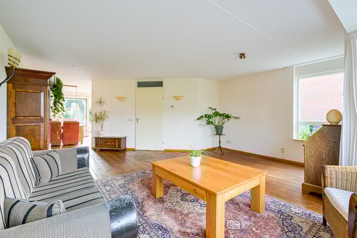 Foto 10 van de Vaart 57