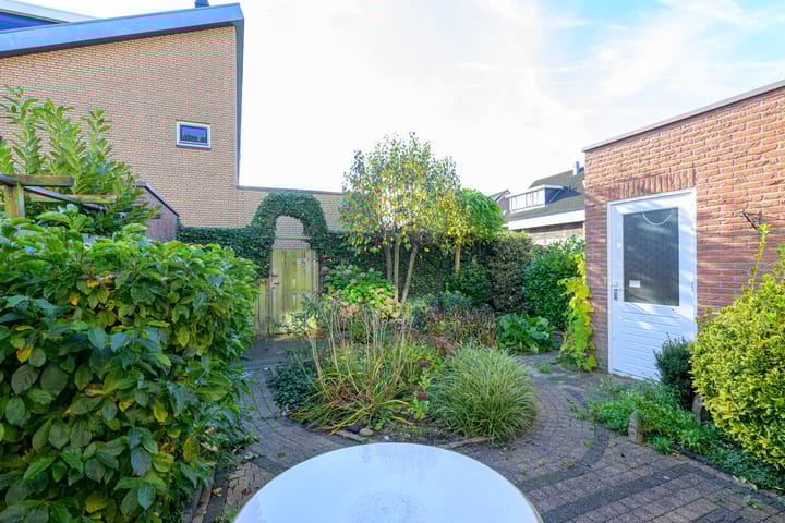 Foto 14 van de Vaart 57