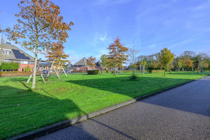 Foto 34 van de Vaart 57