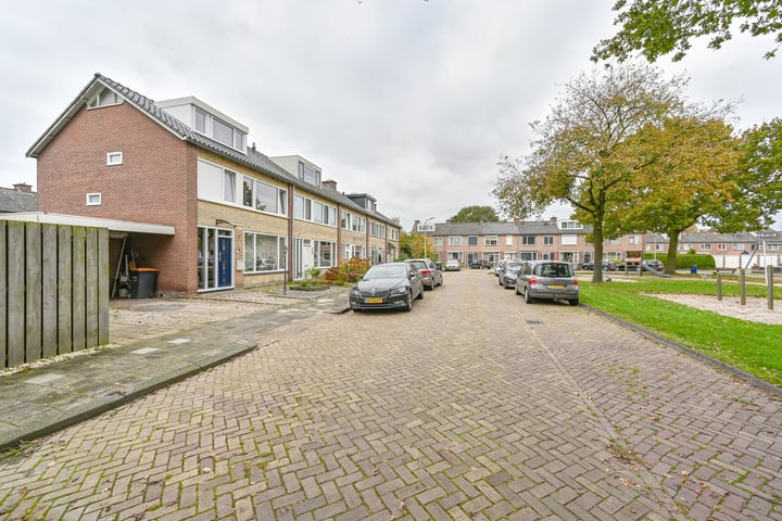 Bekijk foto 42 van Hazelaarstraat 60