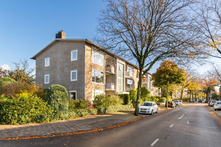 Bekijk foto 3 van Oude Loosdrechtseweg 182