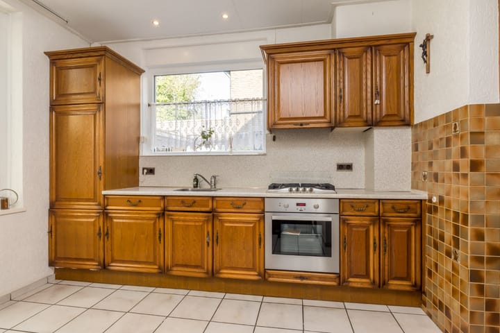 Foto 15 van Hendrik Consciencestraat 8