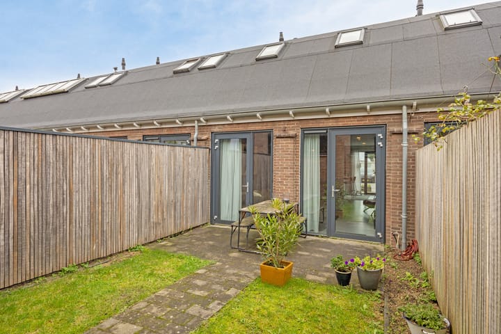 Foto 19 van Havenplein 16