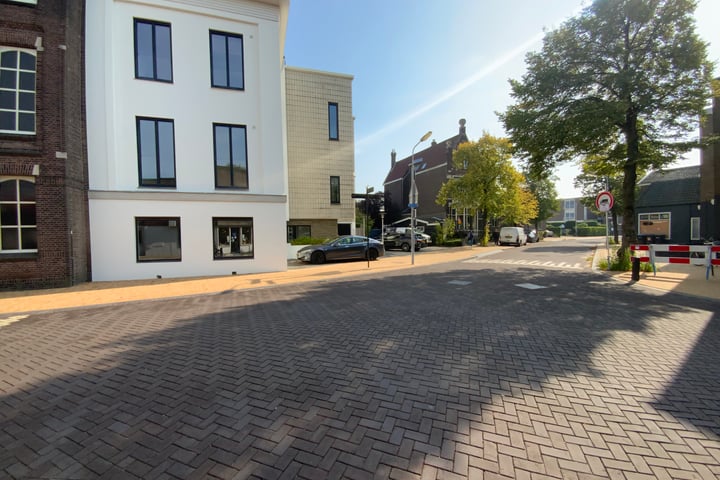 Bekijk foto 1 van Hoogstraat 52-B