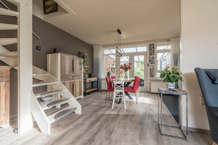 Foto 15 van Vesta 18