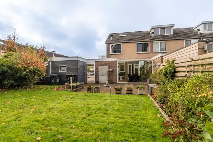 Foto 40 van Vesta 18