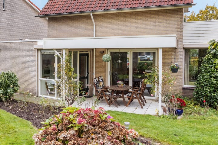 Foto 20 van Oude Es 13